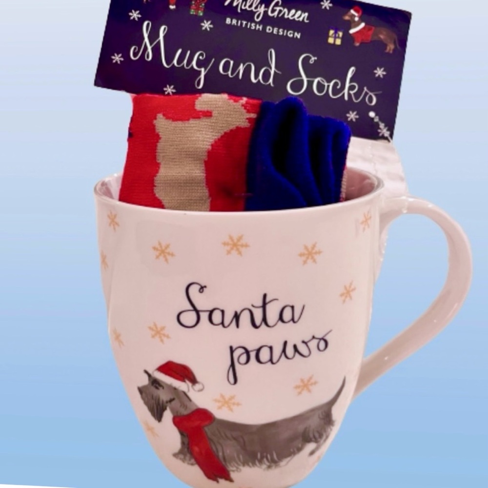 NWT- Scottish Terrier Christmas Mug Stuffed with Matching Socks